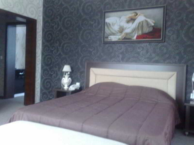 Titanik Hotel Баку Экстерьер фото